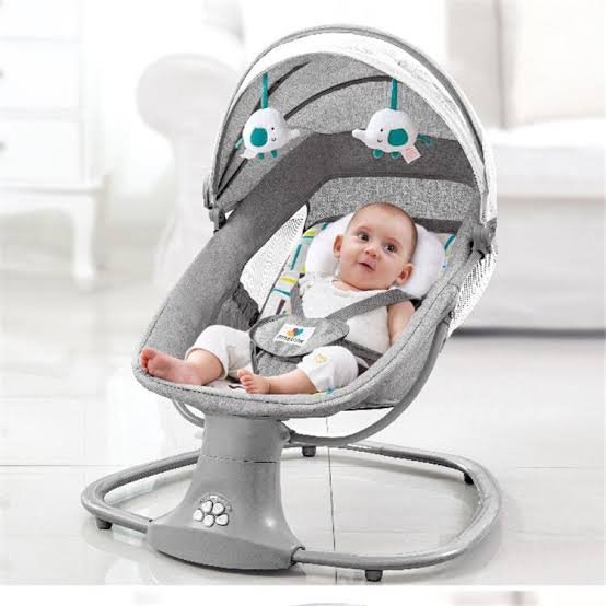 Mastela 3 in 1 Deluxe Multi-Functional Rocker - Image 4